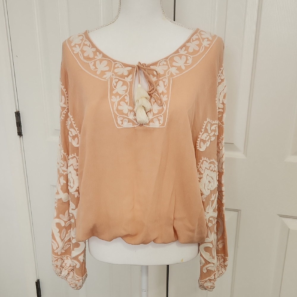 Z&L Europe Embroidered Peasant Blouse S Peach Coral Romantic Feminine Coquette